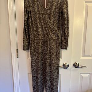 Sundry Olive Leopard Jumpsuit size:1